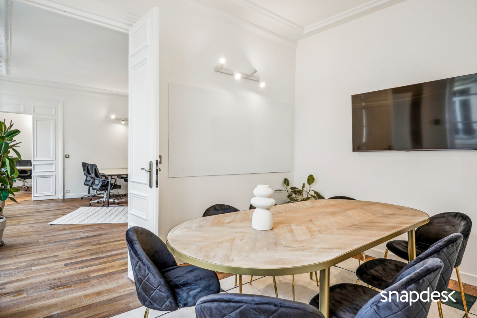 location-bureaux-paris-10-ecuries-11